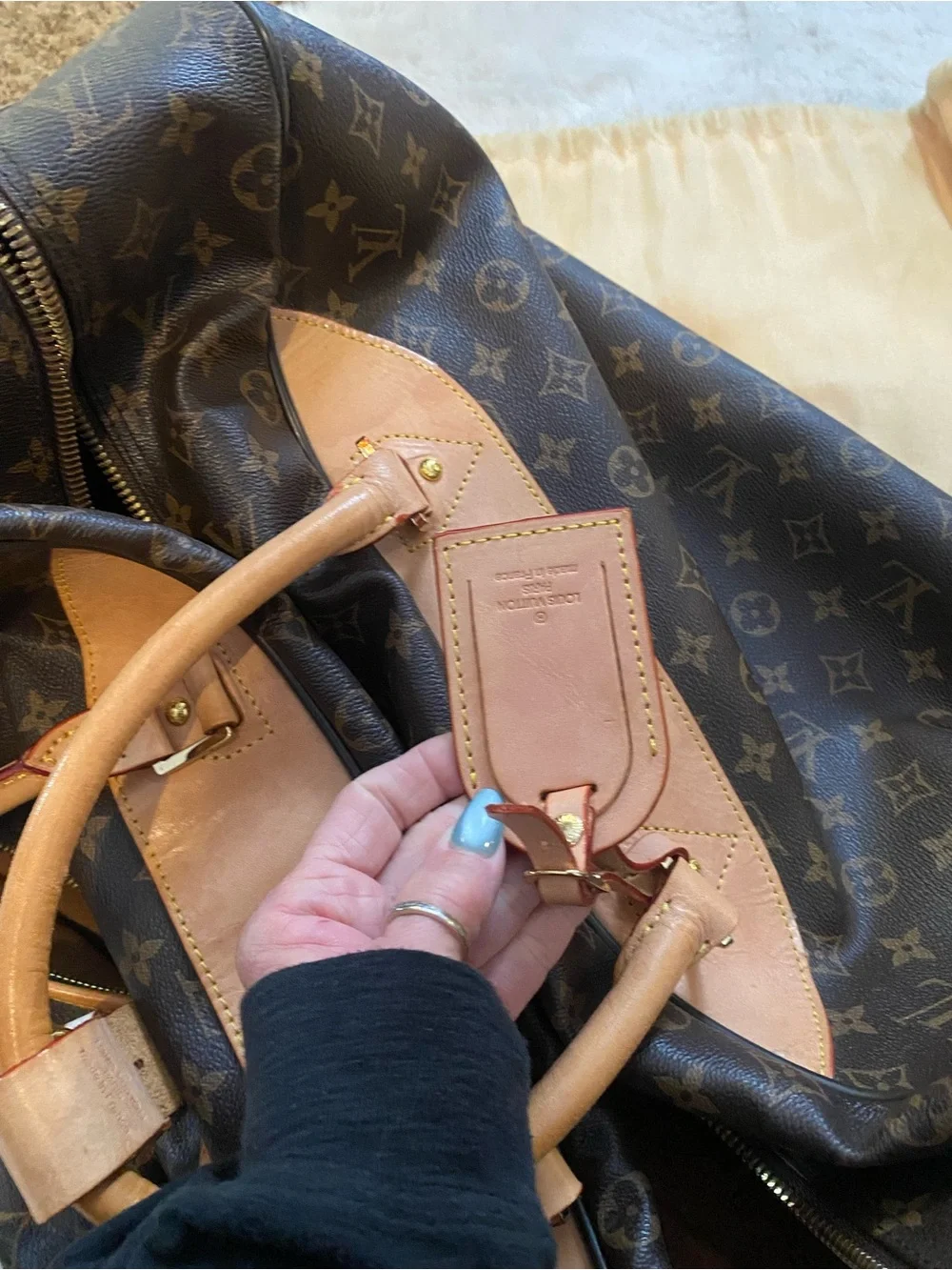 Louis Vuitton Monogram Canvas rolling Travel Bag with Natural Vachetta Trim